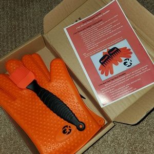 BBQ set -gloves, pullers and basting brush